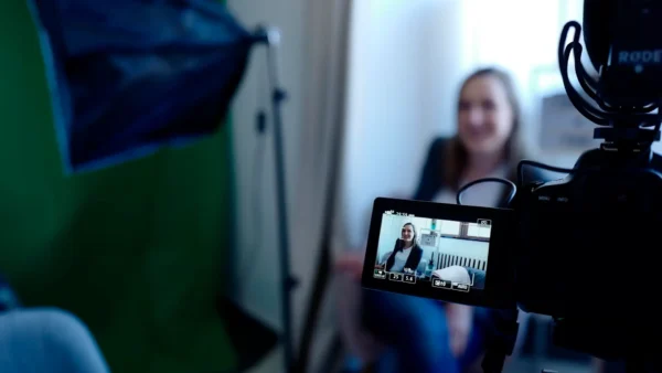 How to Develop an Effective Strategy for Video Blogging