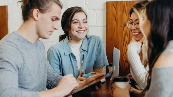 The Role of Networking in Growing Your Online Business